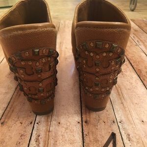 Tory Burch Wedge sandals sz 8